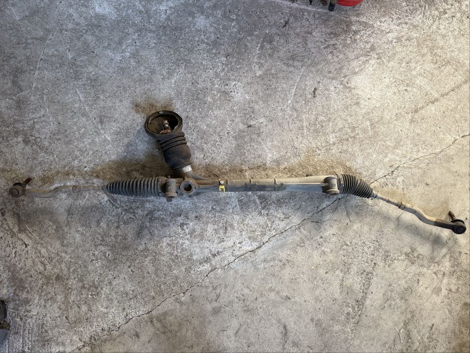 Рейка Toyota Avensis T27 (2009–2012)