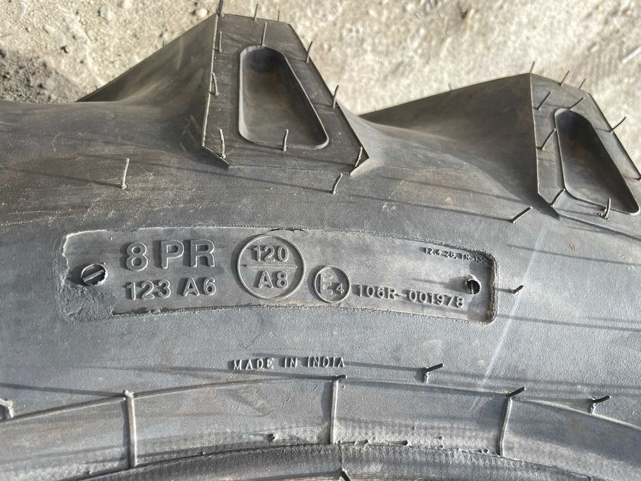 bkt cauciucuri noi 12.4-28 tractor spate 8PR livrare tractor SAME