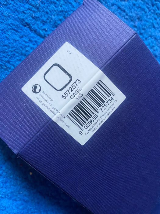 Apple watch часовник калъф swarovski