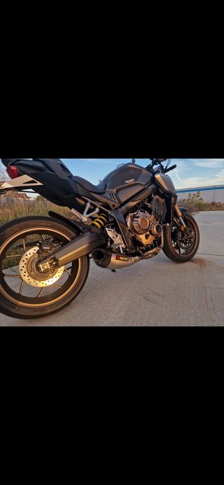 Evacuare full Akrapovic carbon Honda CB650R