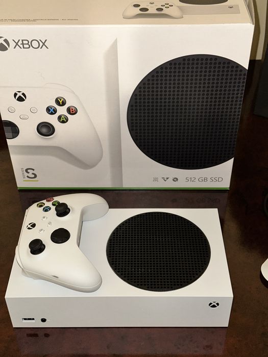 Продаю Xbox Series S В