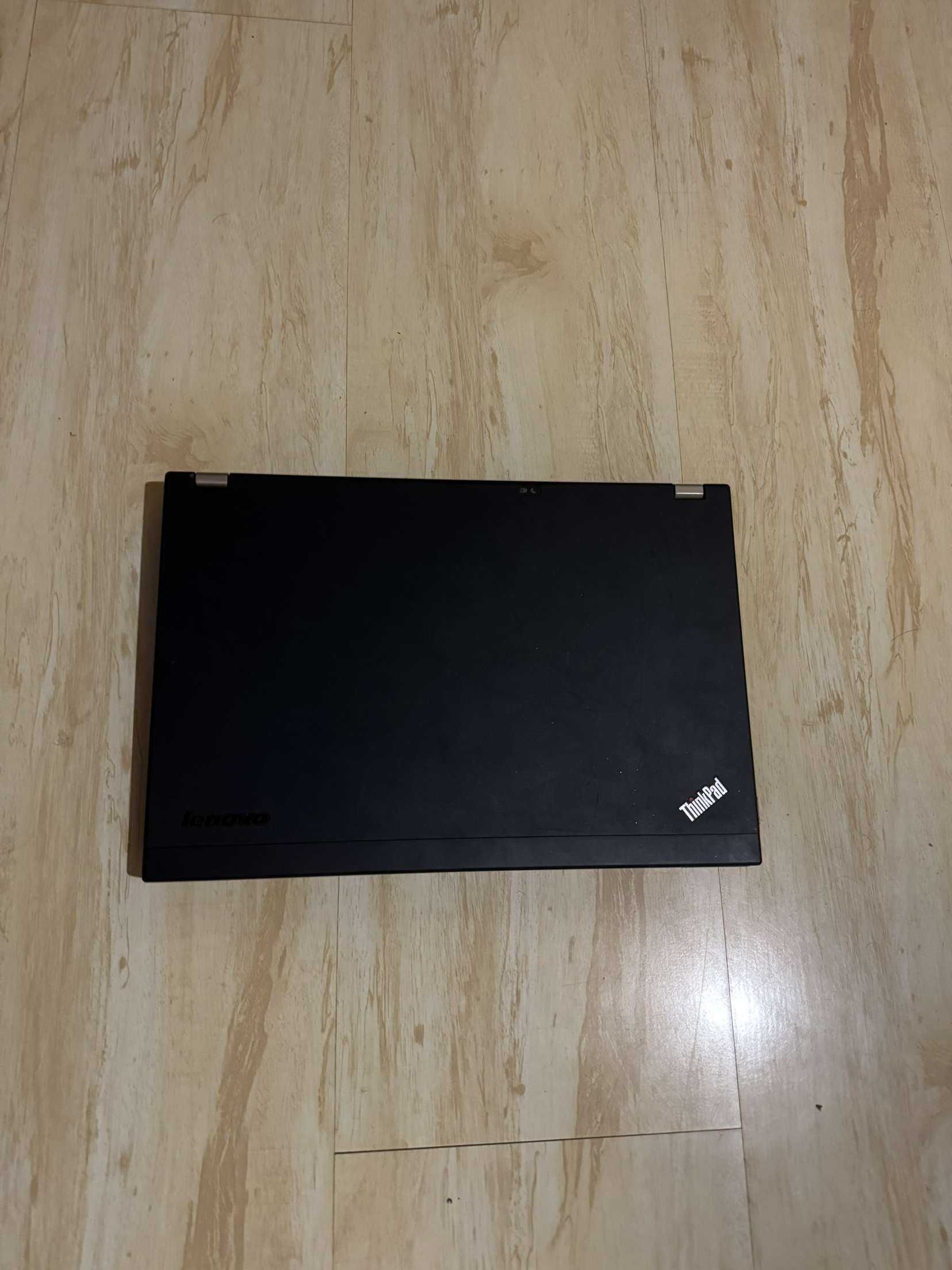 Lenovo laptop mnogo Dobro sistoyanie