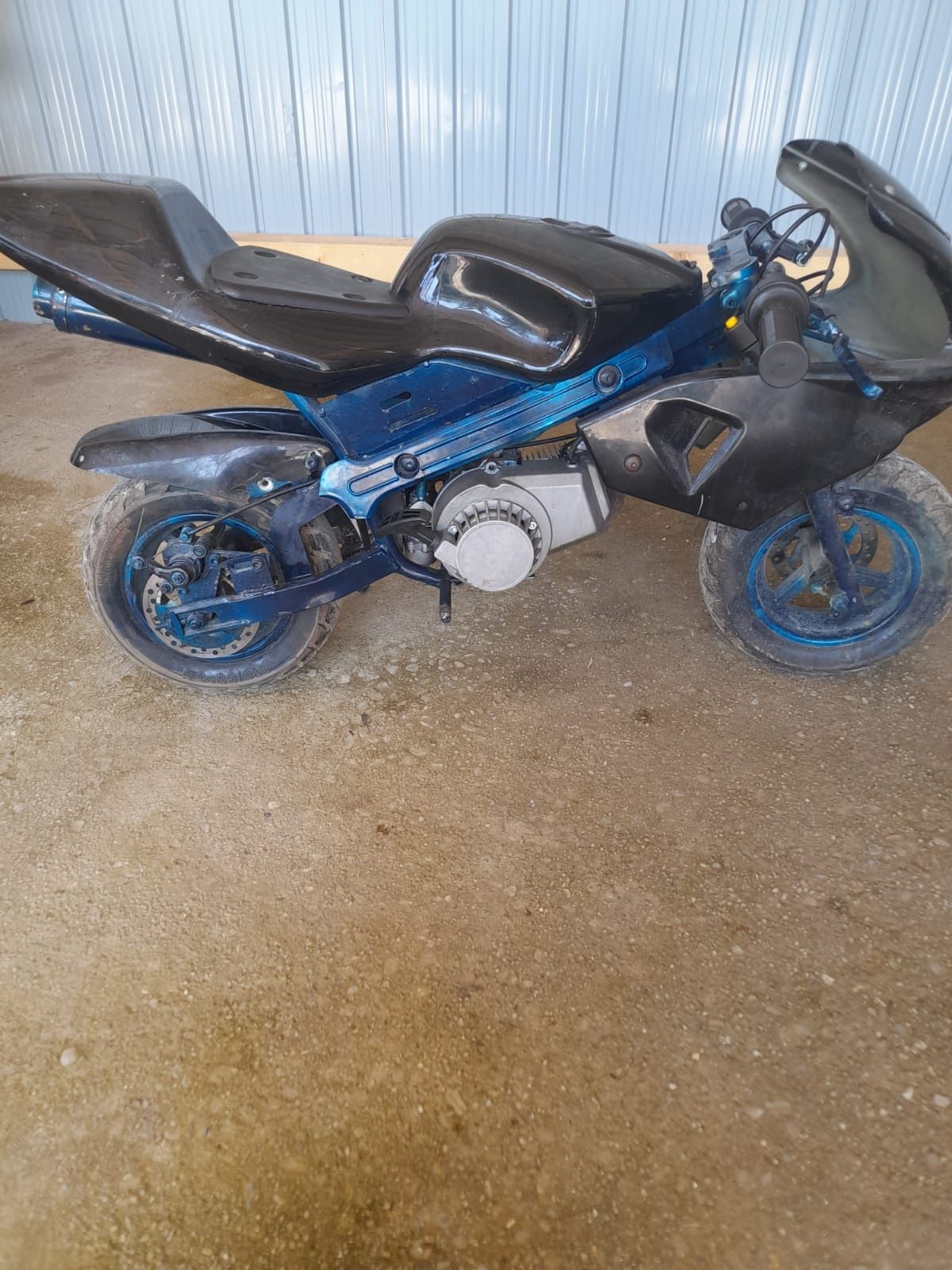 Vand pocket bike