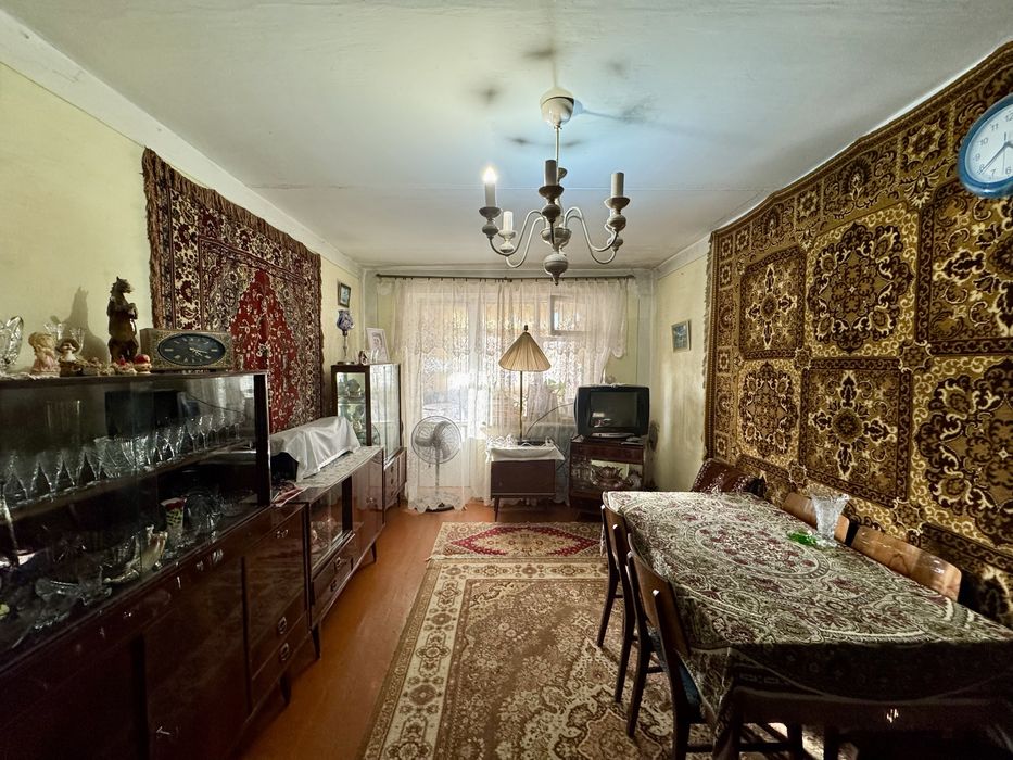 3х комнатная квартира, на 5 этаже. Гагарина