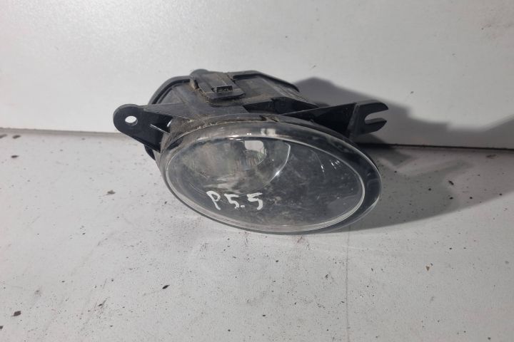 Proiector stanga Volkswagen VW Passat B5.5 (facelift)