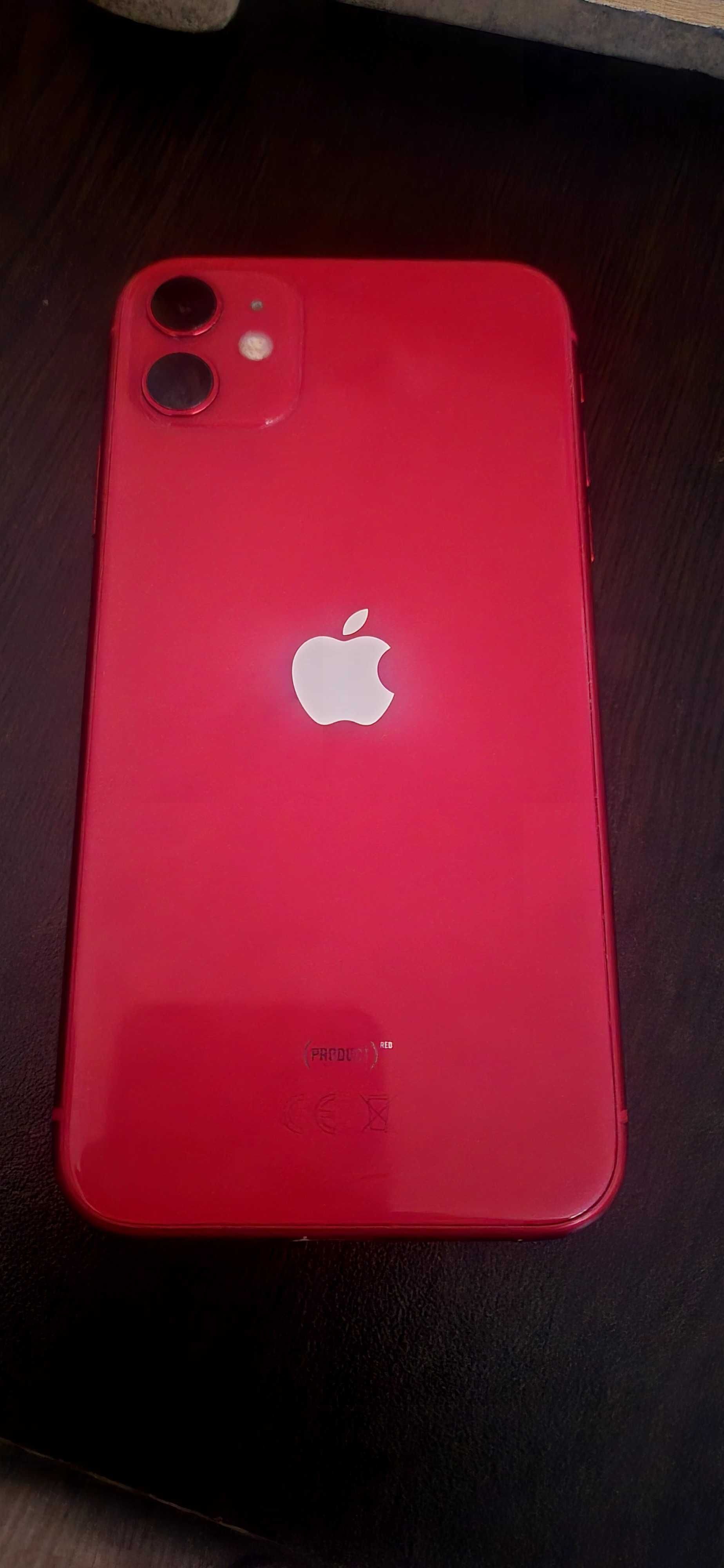 iPhone 11 много запазен!