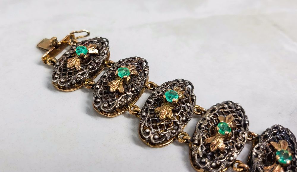 Brățară din aur de 14K cu argint și smaralde naturale – gramaj 25,44 g