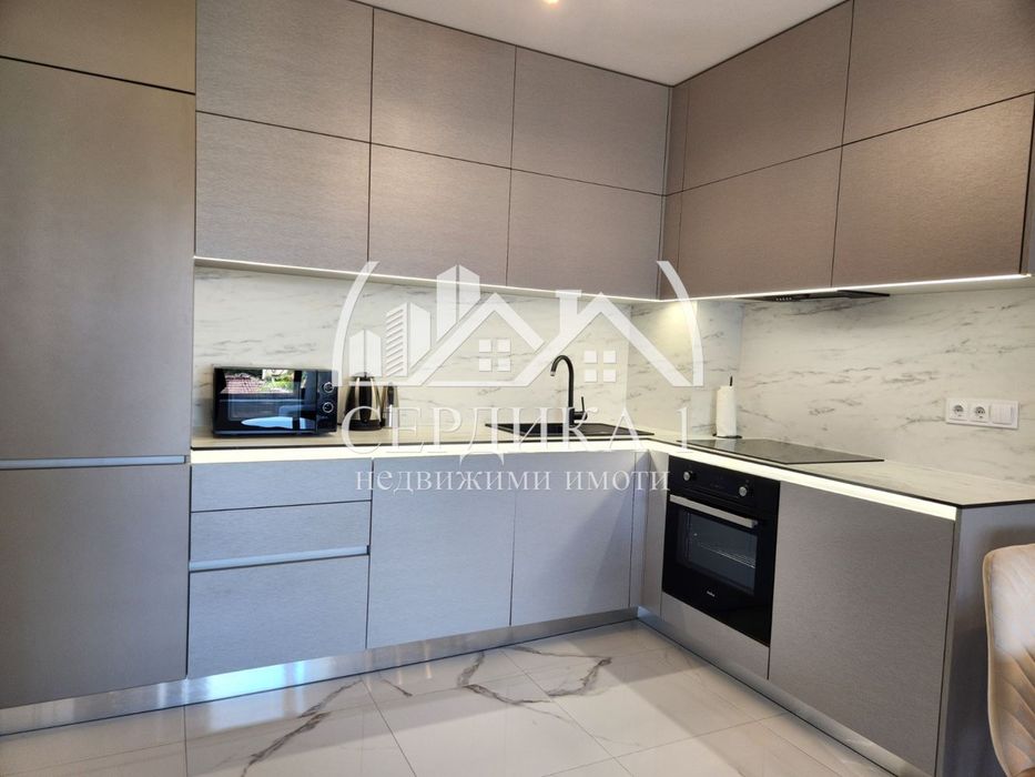 Дава се под наем Двустаен апартамент в София, Център - 60 кв.м за 899 € - Снимка #9