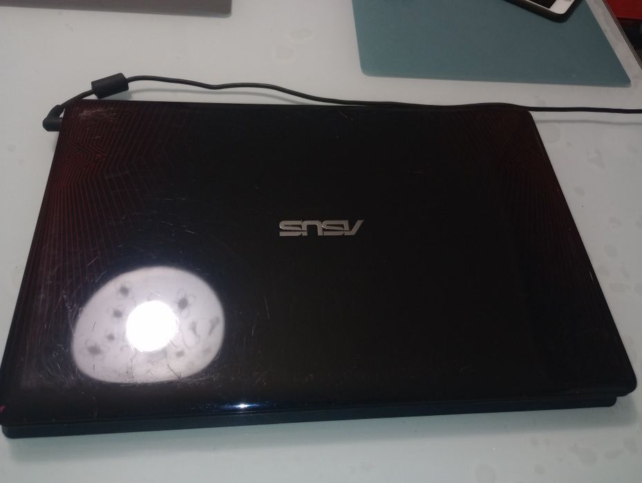 Asus FX550, Intel i5, 8 gb, Full HD, video dedicat 2gb NVIDIA GTX