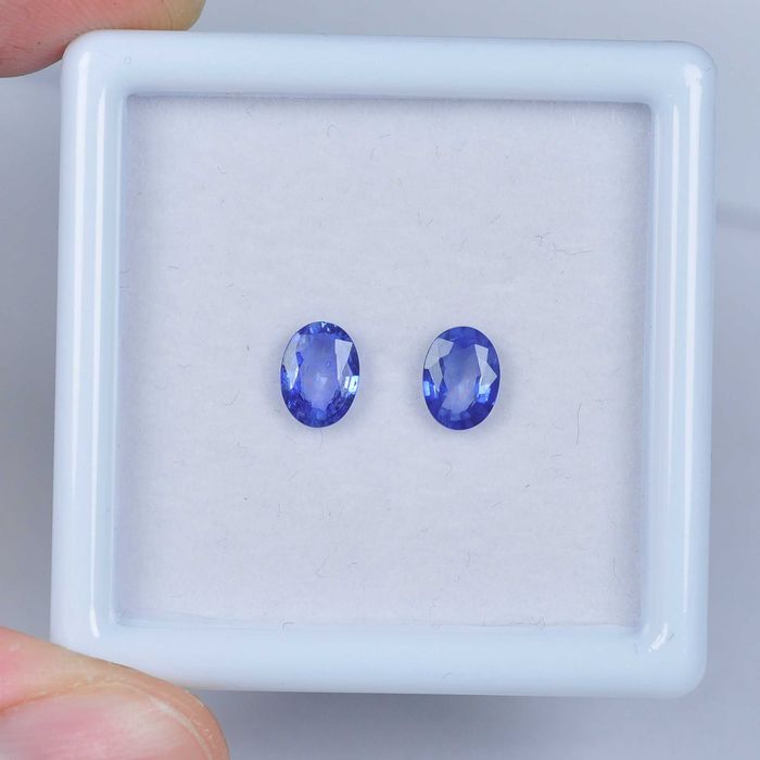 естествени сапфири 1.50 карата