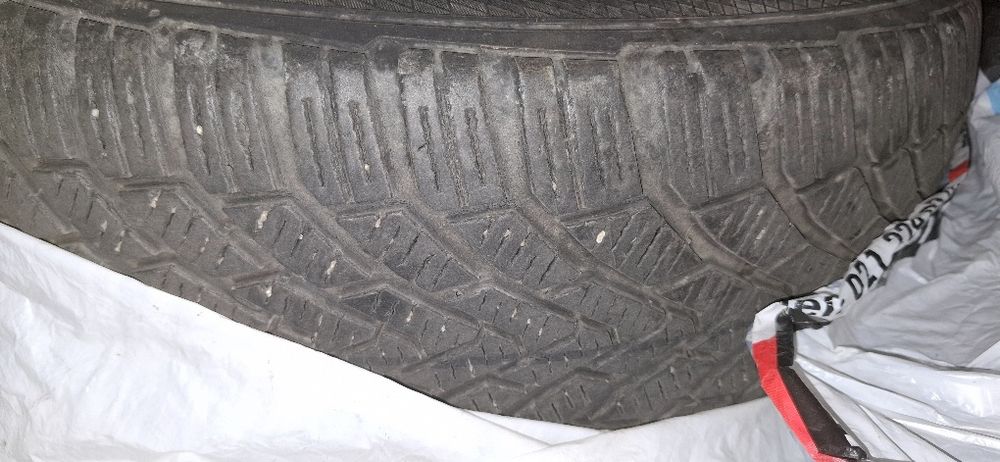 Cauciucuri iarna 185/60 R 14