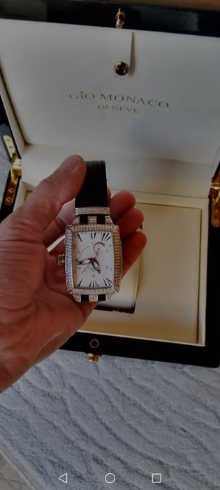 Швейцарские часы Gio Monaco Genève с бриллиантами  Срочно  продаётся