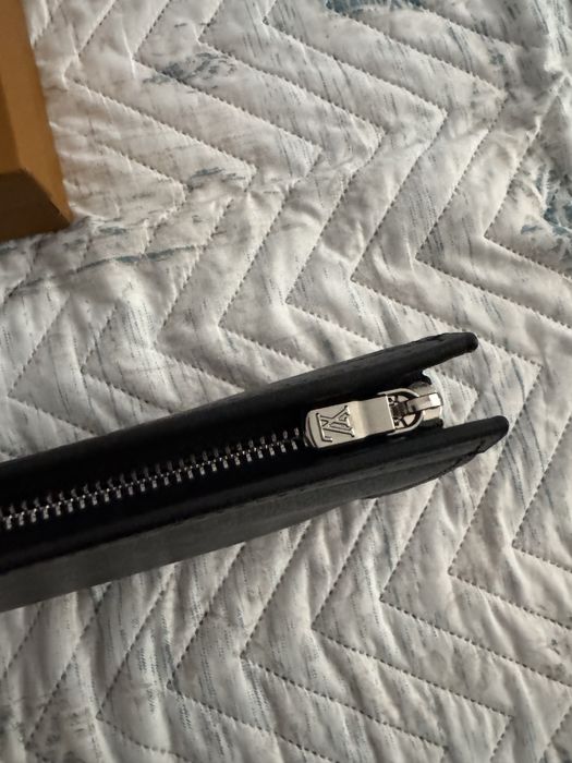 Клъч Louis Vuitton