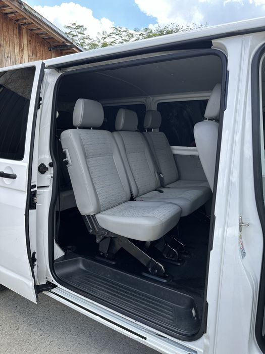 Vw Transporter T5 8+1 Pasu Lung