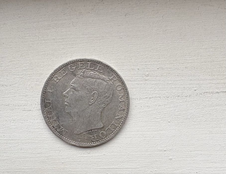 Vand moneda rara din argint din 1944 cu chipul Regelui Mihai