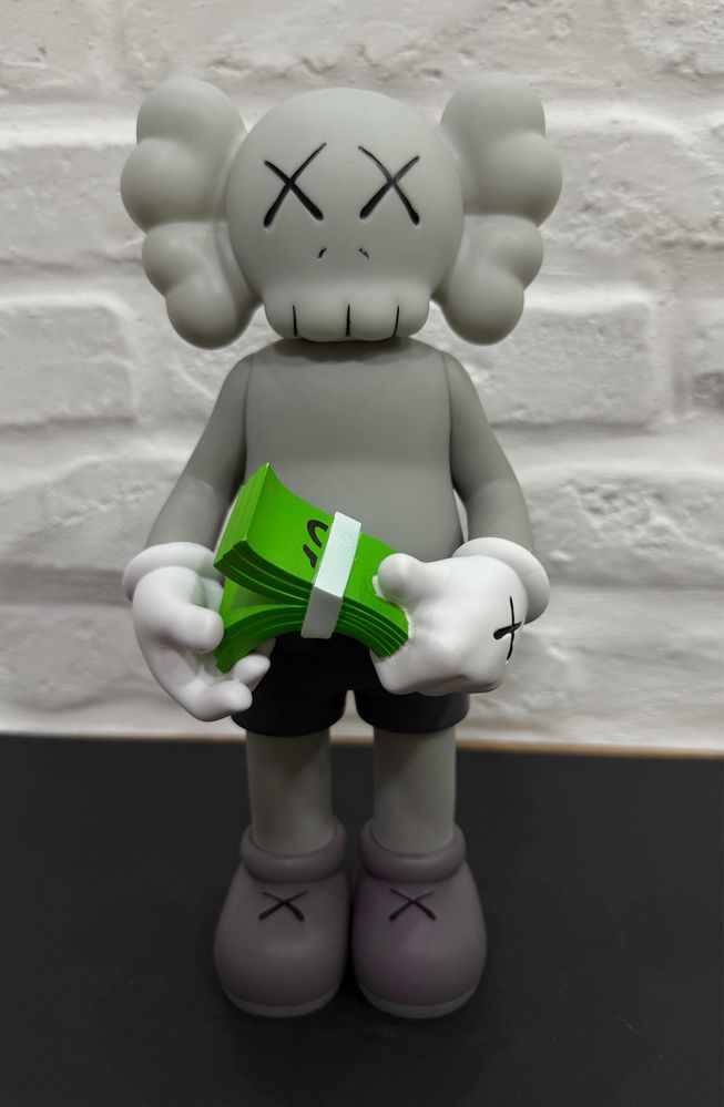 Kaws “Money Flip” Figure Фигура Grey Money