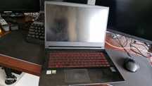 De vânzare laptop MSI thin 10ue cu procesor i5 seria 10