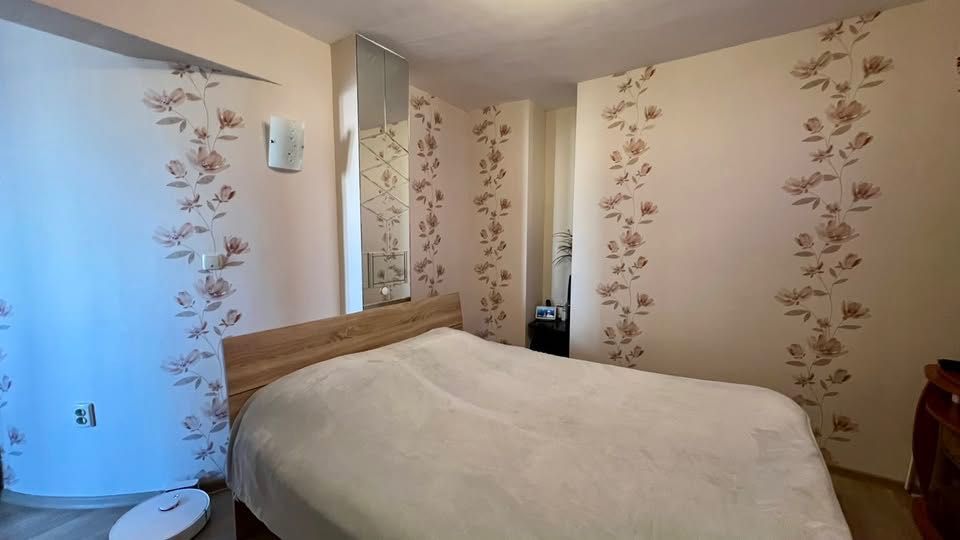 Продава се Четиристаен апартамент в София, Люлин 9 - 137 кв.м за 1752 €/кв.м - Снимка #10