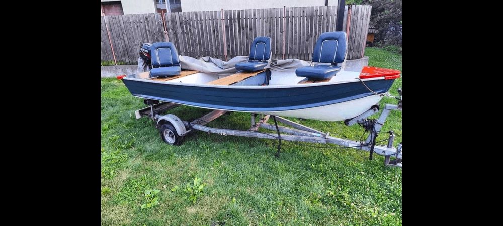 Vand / Schimb Barca aluminium canadian 370 , motor si peridoc