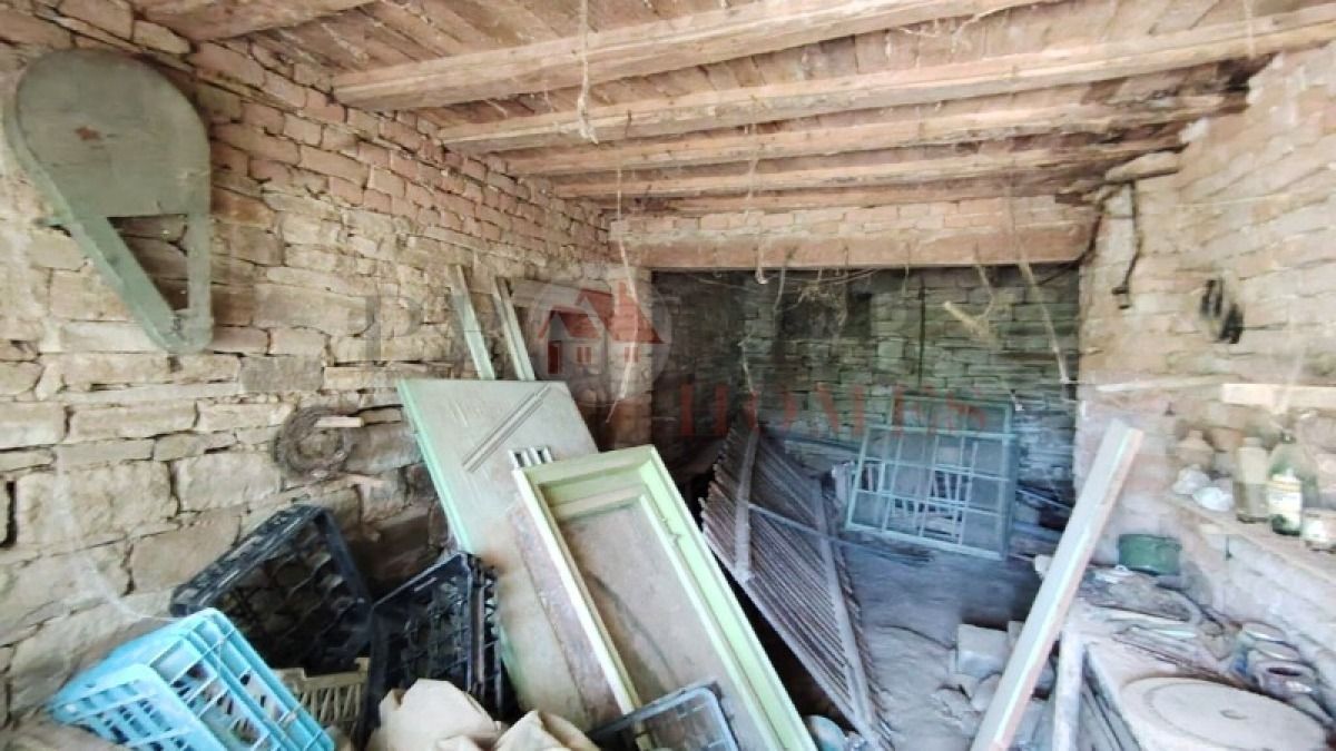 Продажба Къща гр. Павликени - с. Караисен 124m²