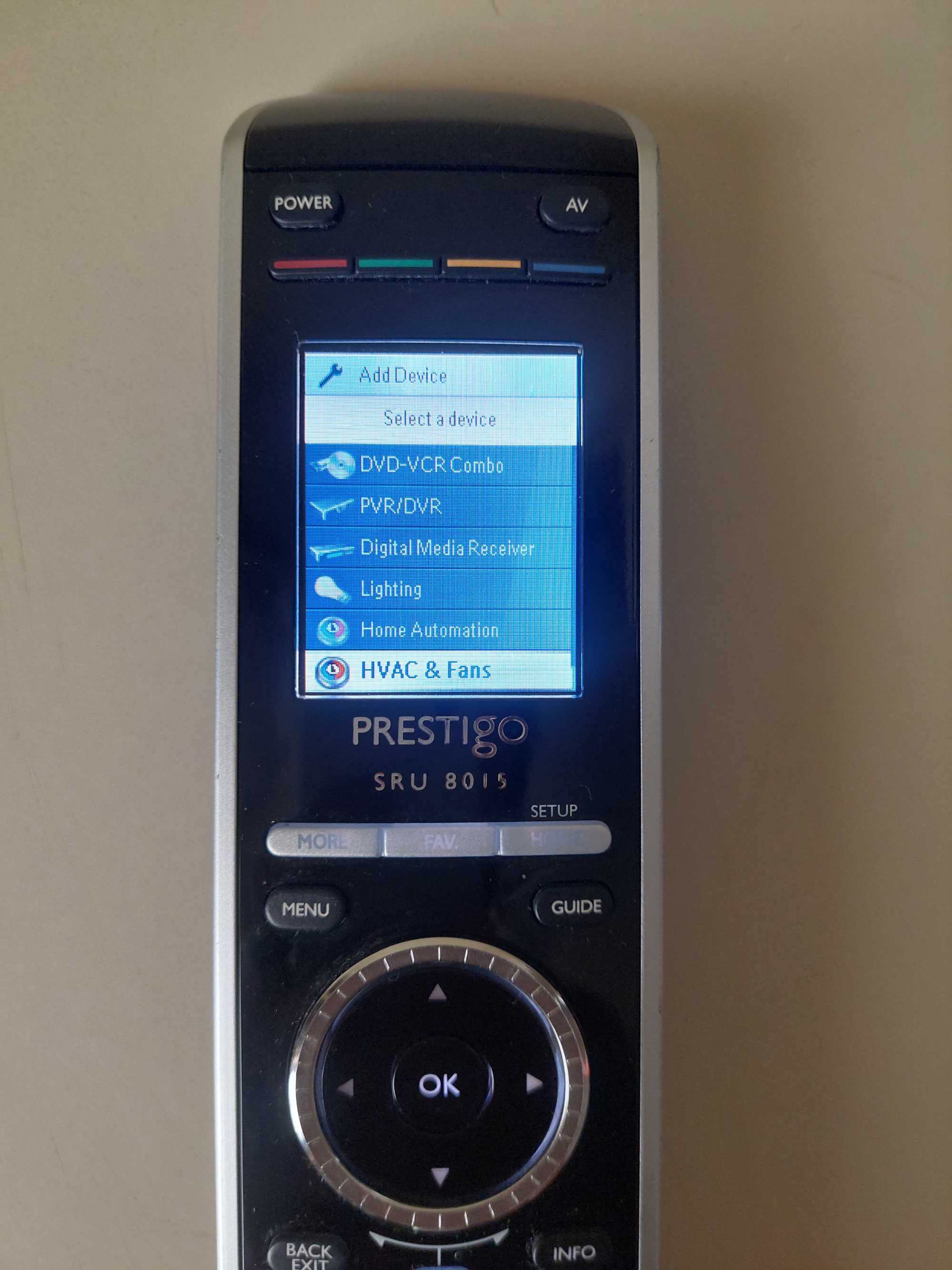 Telecomanda multifunctionala universala Philips Prestigio