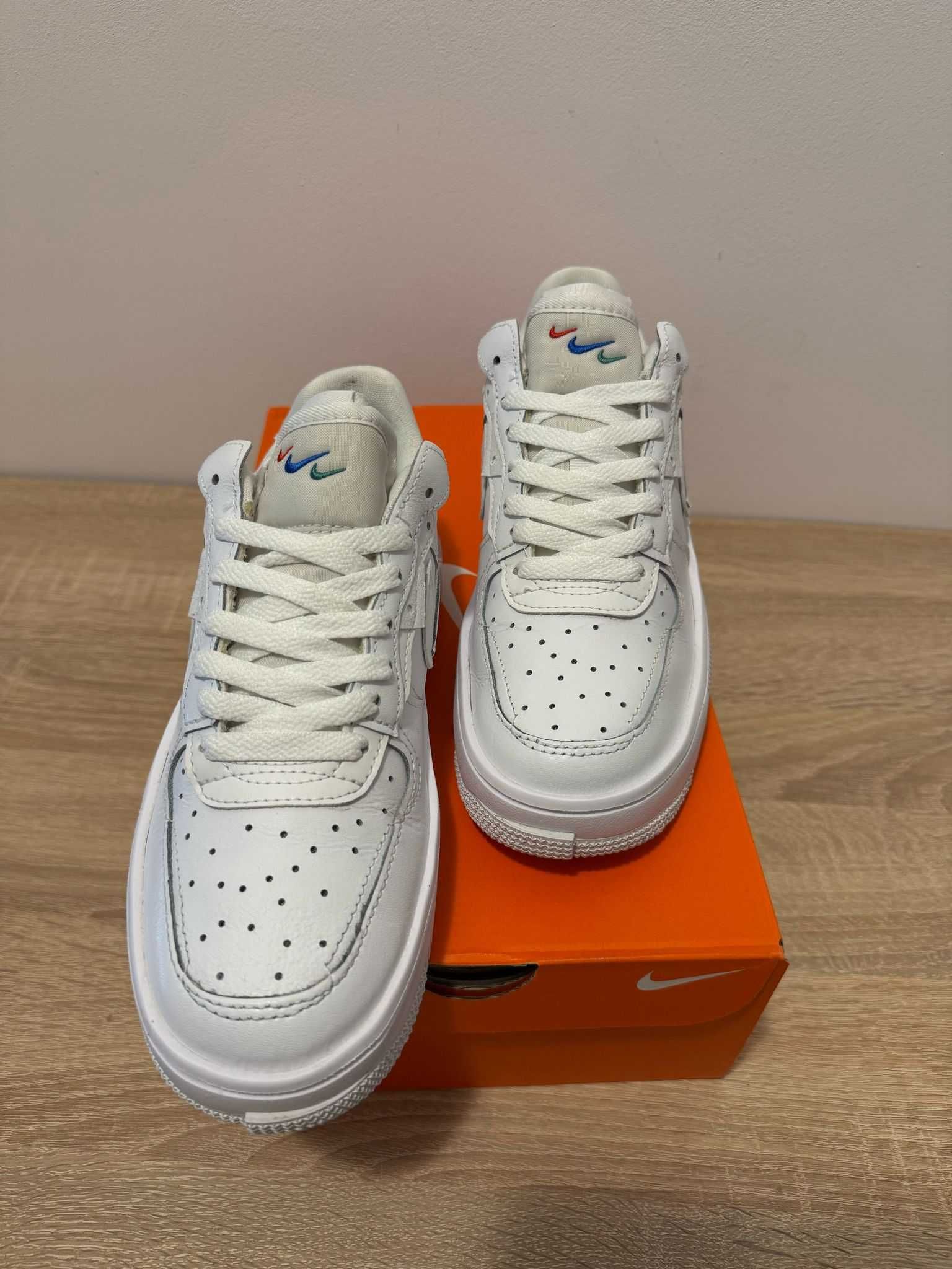 Adidasi unisex Nike Air Force 1 Fontanka Alb 38