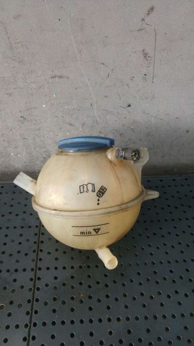 Vas expansiune vw golf 5 plus 5m1 521 1k0121407a