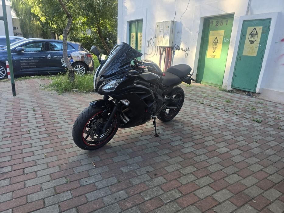 Kawasaki ER-6F, 649 cc