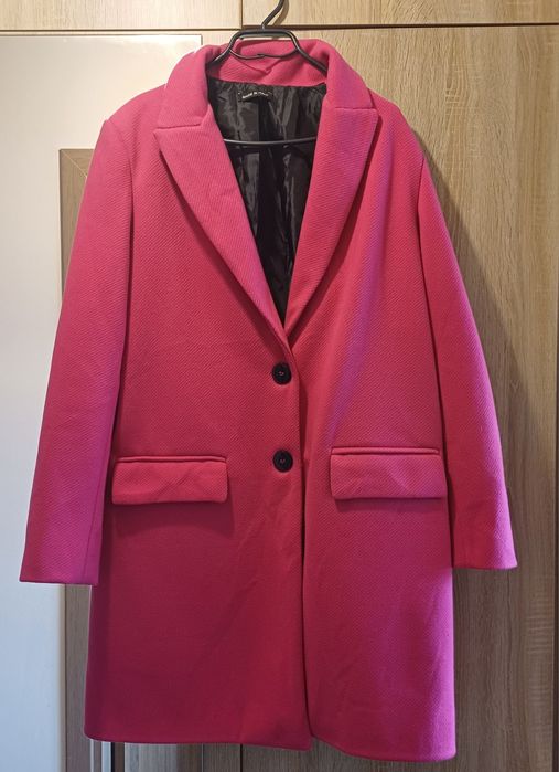 Страхотно ново цикламено палто