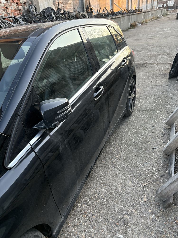 Mercedes W246/W242 B250 на части