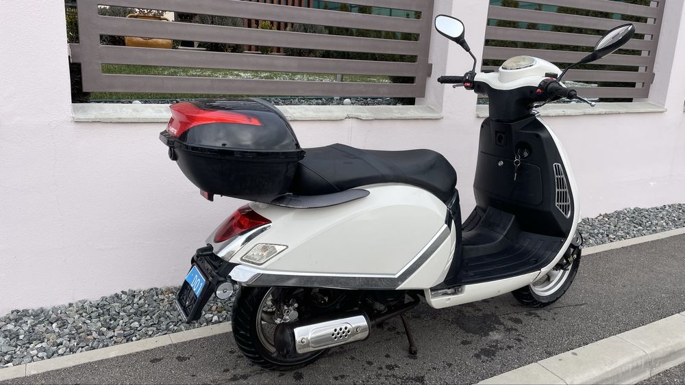 Scuter znen 50 cc zn50QT-F 25km/h