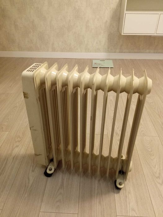 Продам обогреватель 2 шт.(масляный и обдув)