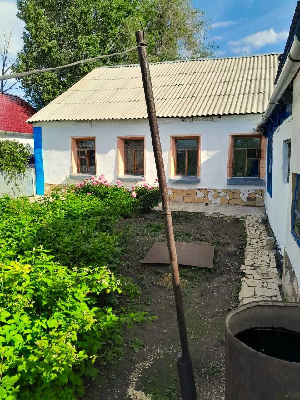 ,,, Продам 4-х комнатный ДОМ на ЖБИ, кирпич