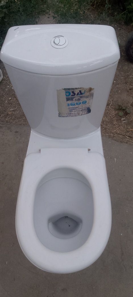 Продается унитаз