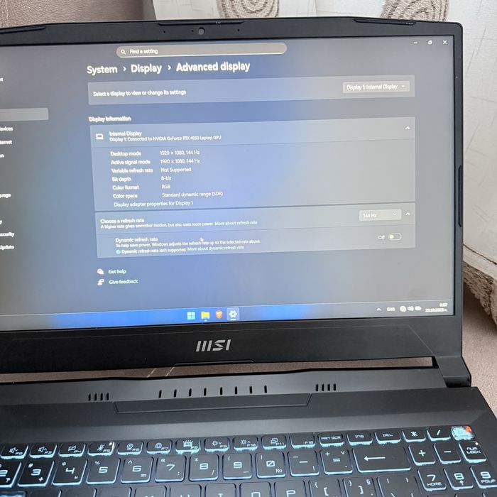 MSI Bravo 15 C7V RTX 4050 Ryzen 7 7735HS
