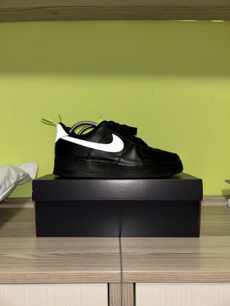 Air force 1 black volt