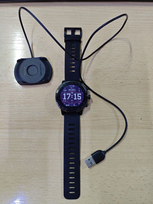 Смарт часы Amazfit Stratos