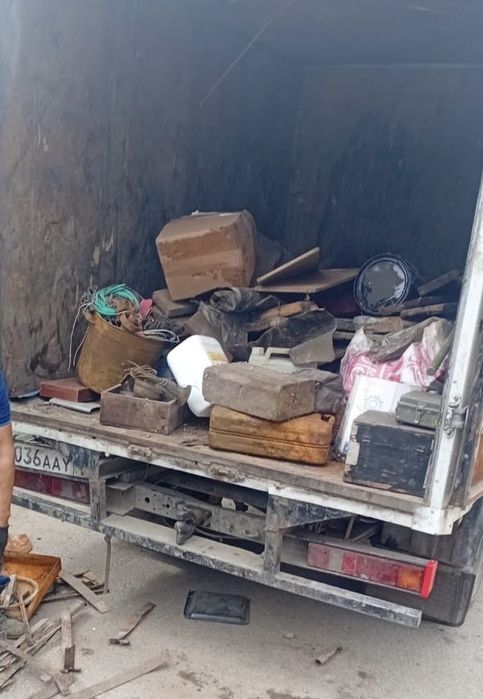 Вывоз хлама с гаража подвала