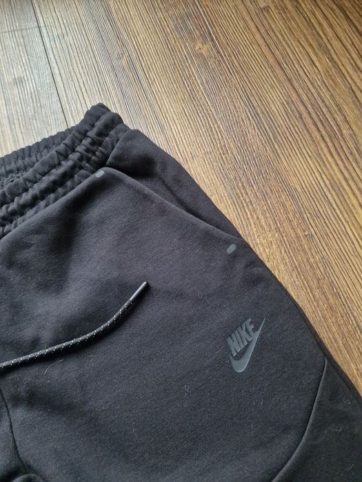 Страхотно мъжко спортно долнище NIKE размер S