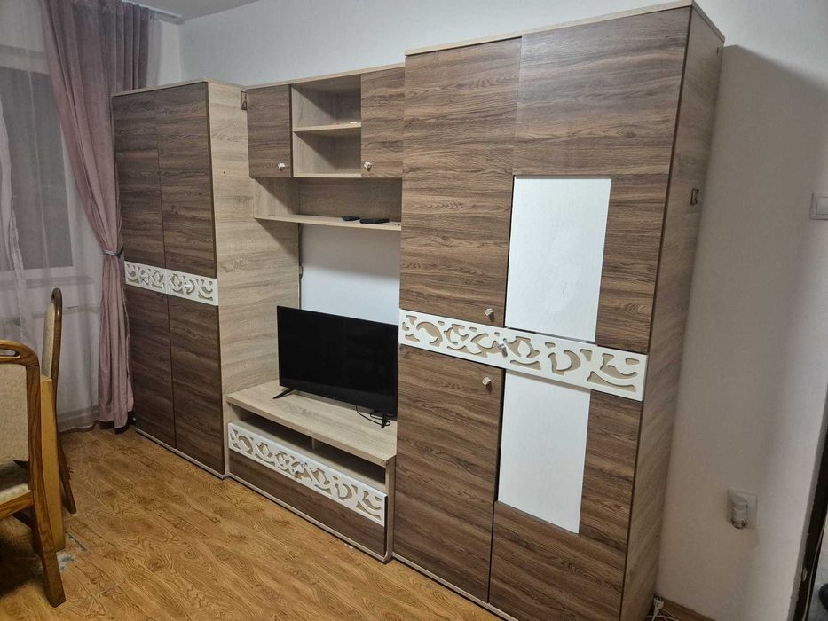 Inchiriez apartament cu 2 camere strada Spartacus