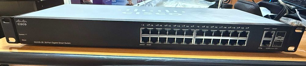 Switch CISCO SG220-26