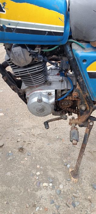 Cross honda xl 185