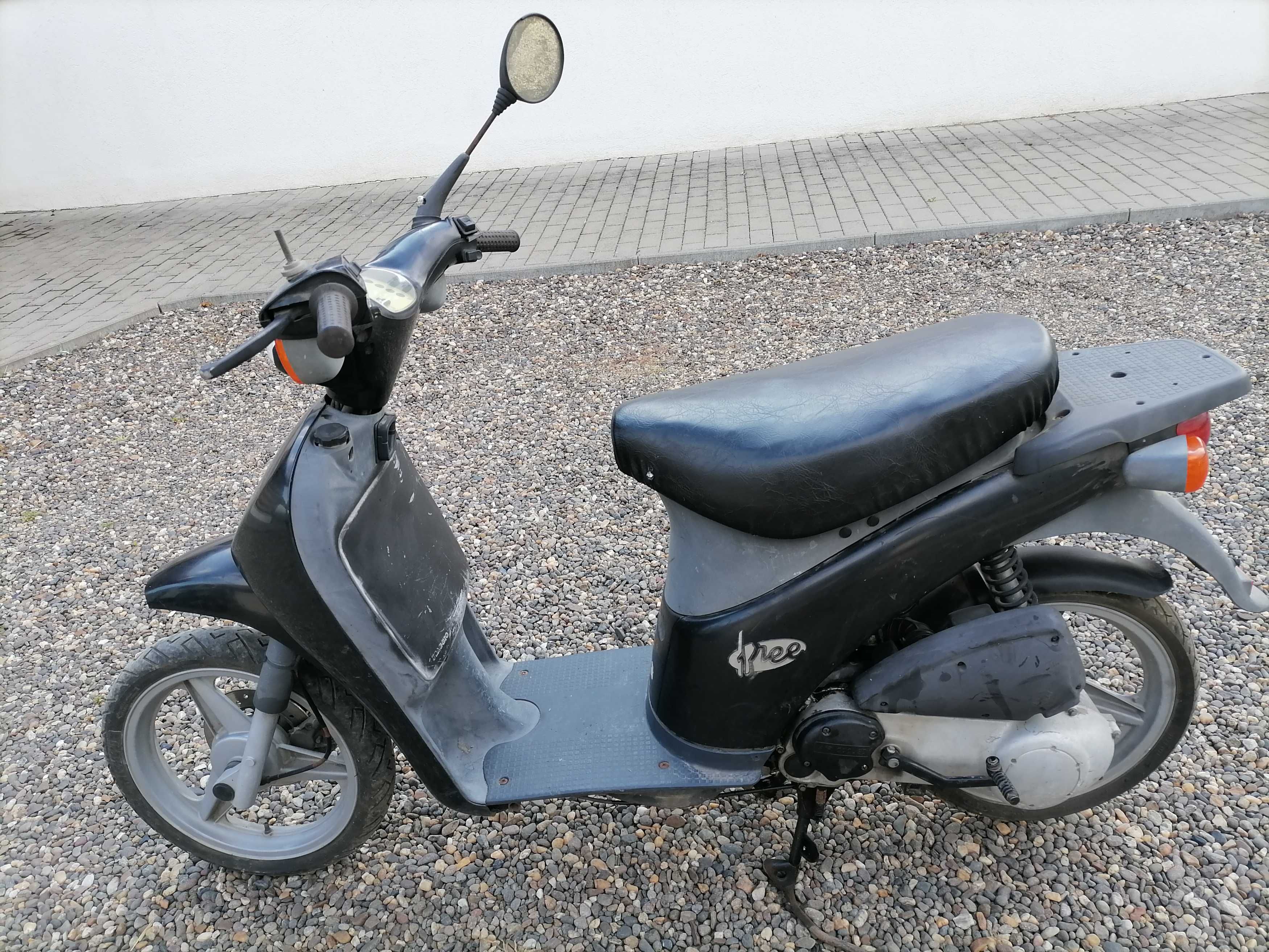 Scuter de vânzare