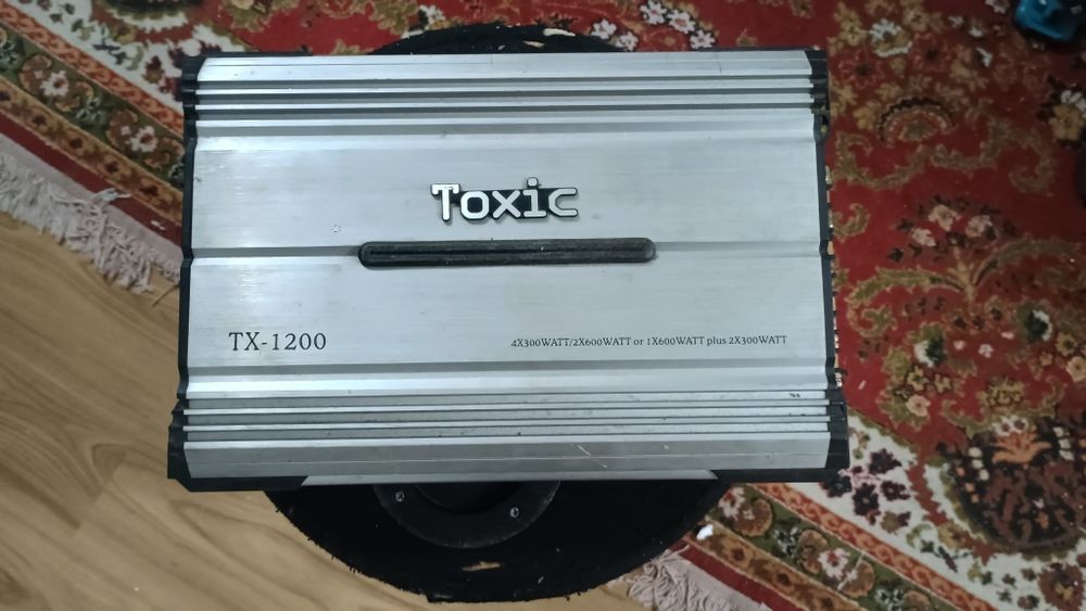 Vând subwoofer și statie