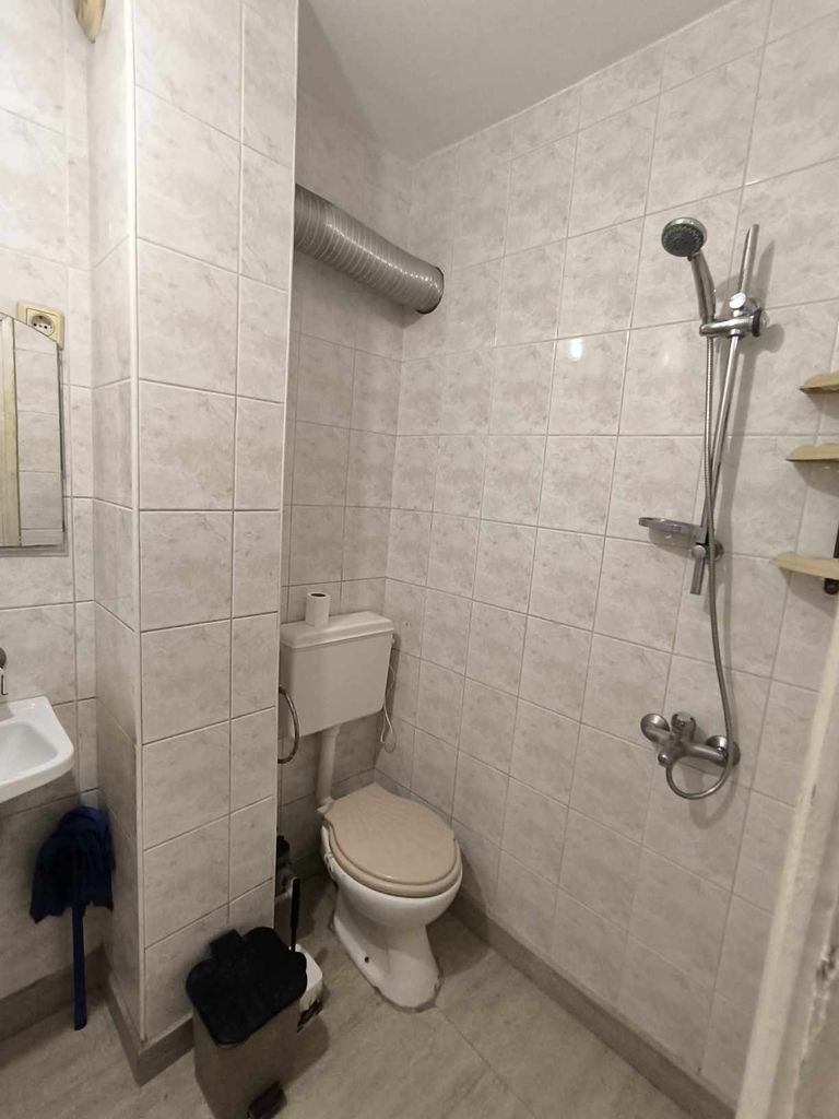 Продава се Двустаен апартамент в Хасково, Овчарски - 50 кв.м за 1077 €/кв.м - Снимка #3