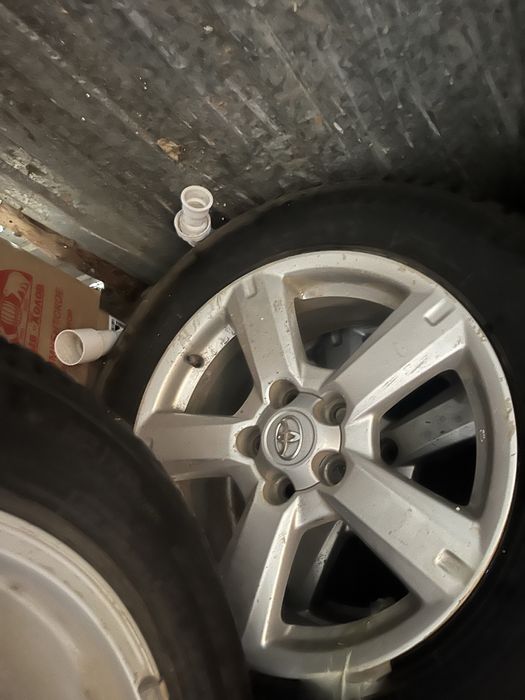 Зимняя шипованная решина с титанками на TOYOTA