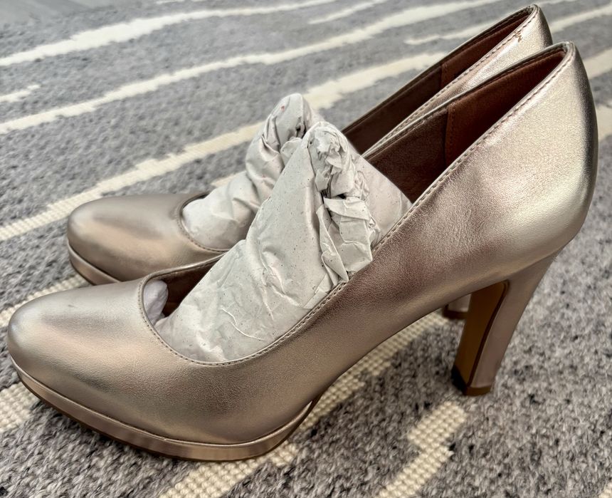 Pantofi si cizmulite de dama