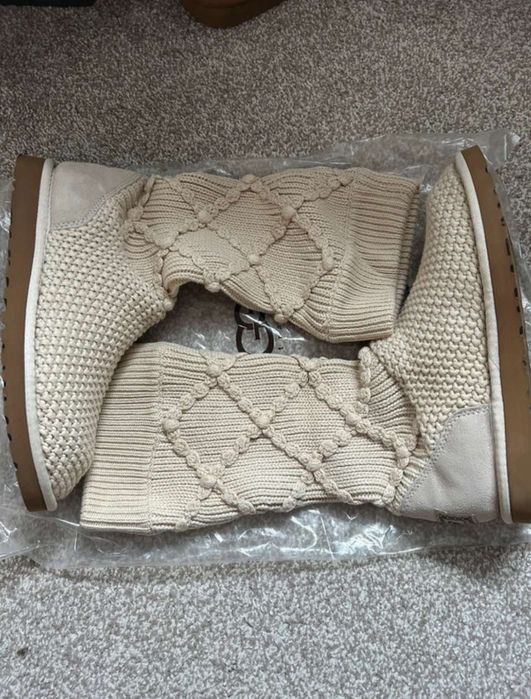 Ботуши UGG 39 номер