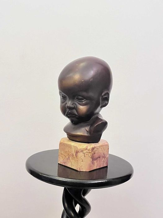 Statueta bibelou figurina bibelouri ieftina grea deosebita semnata