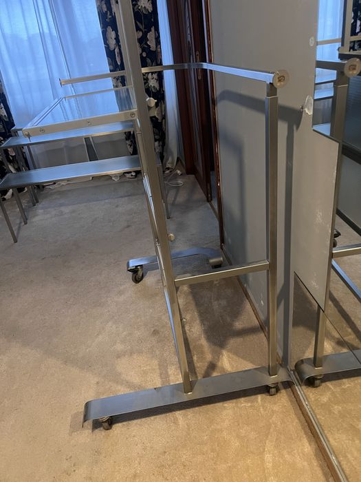 Stender inoc magazin haine